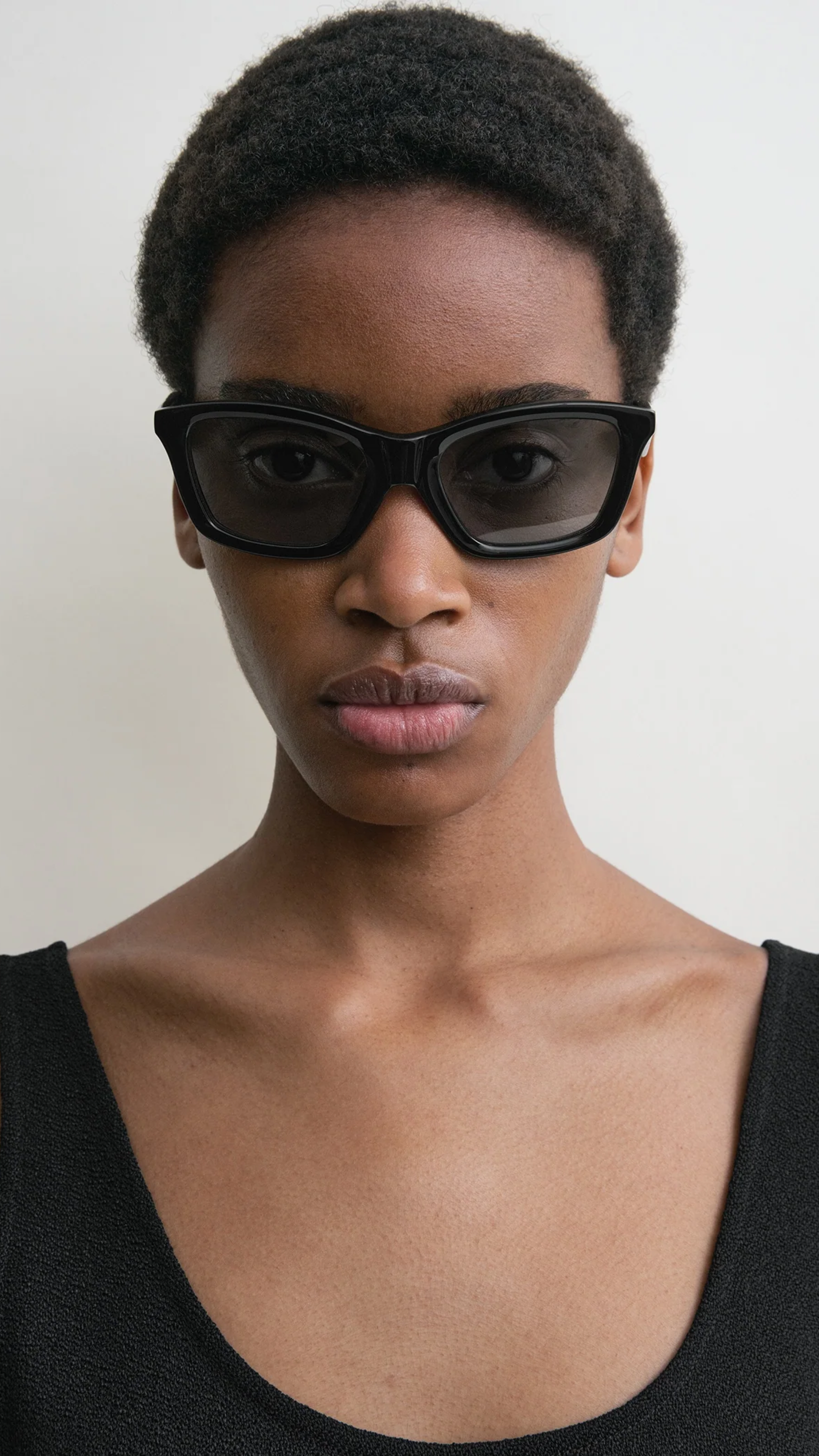 Toteme Classic Sunglasses in Black