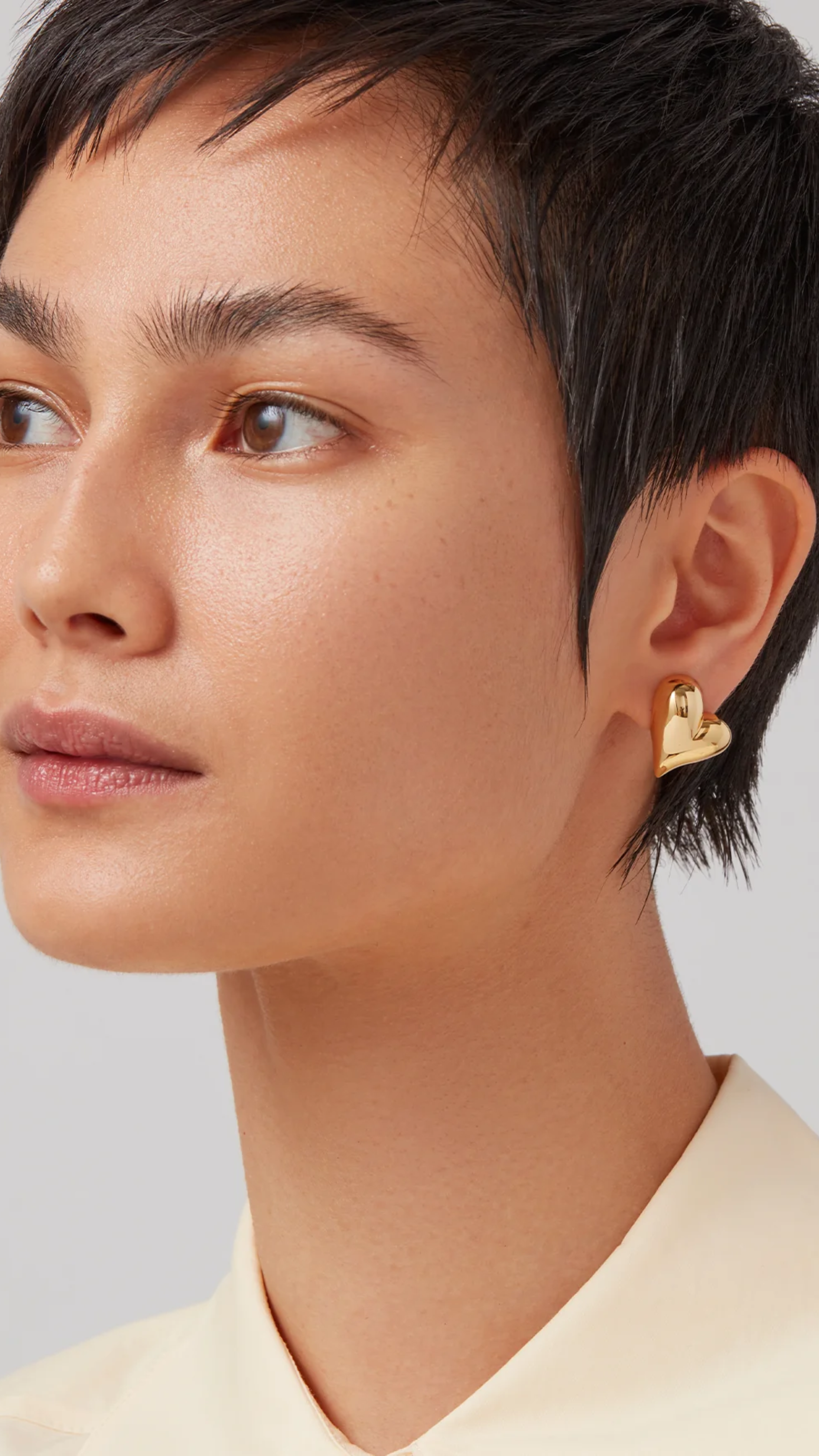 Jenny Bird Art Heart Button Earrings in Gold