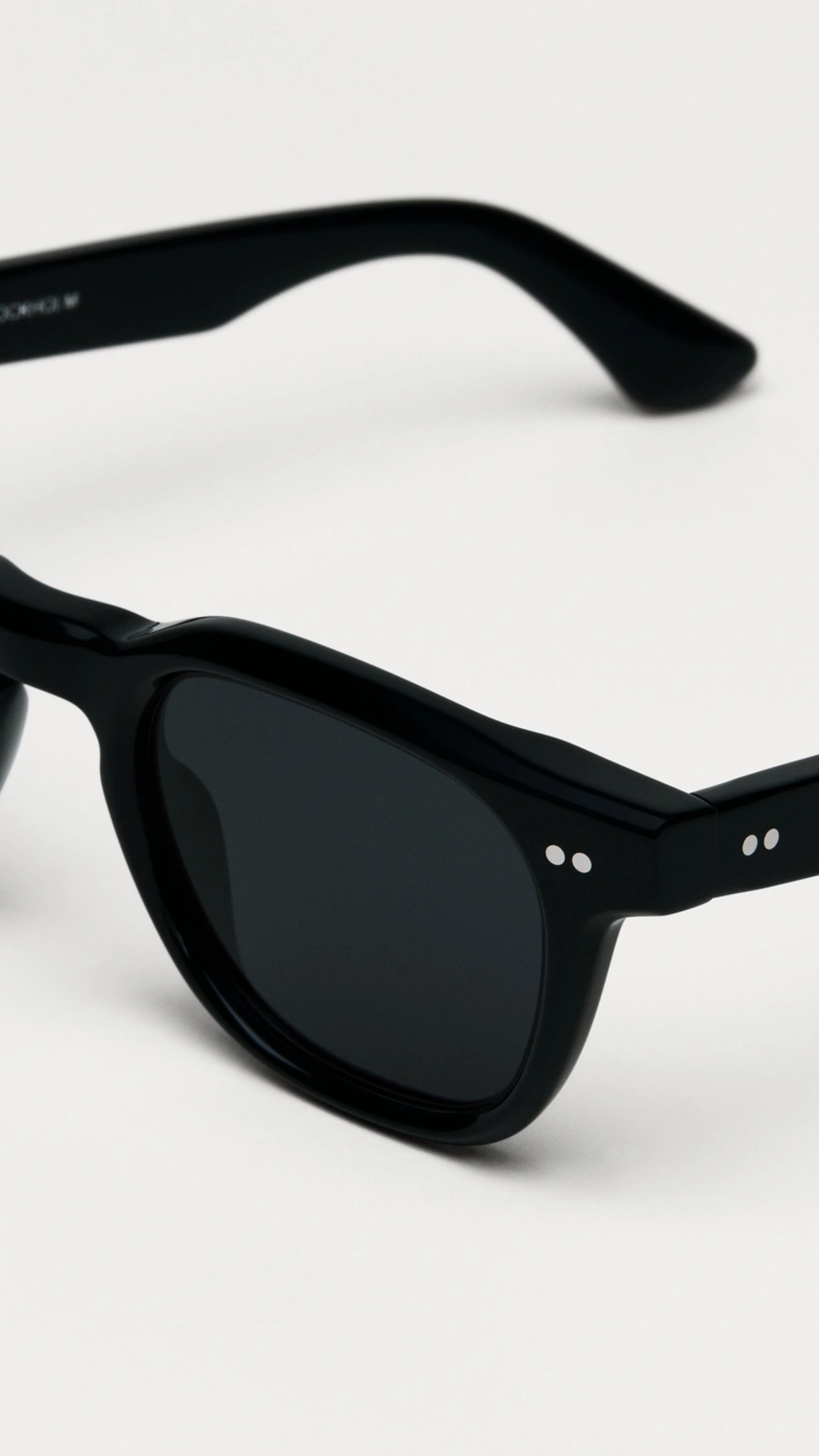 Chimi Core 01 Sunglasses in Black