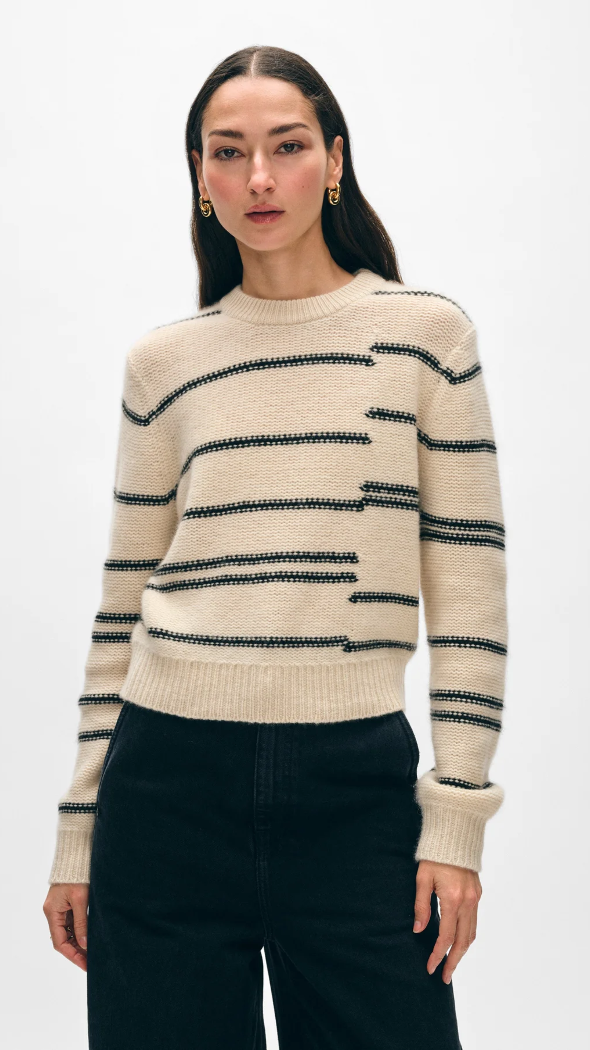 White + Warren Cashmere Broken Stripe Crew in Natural Black