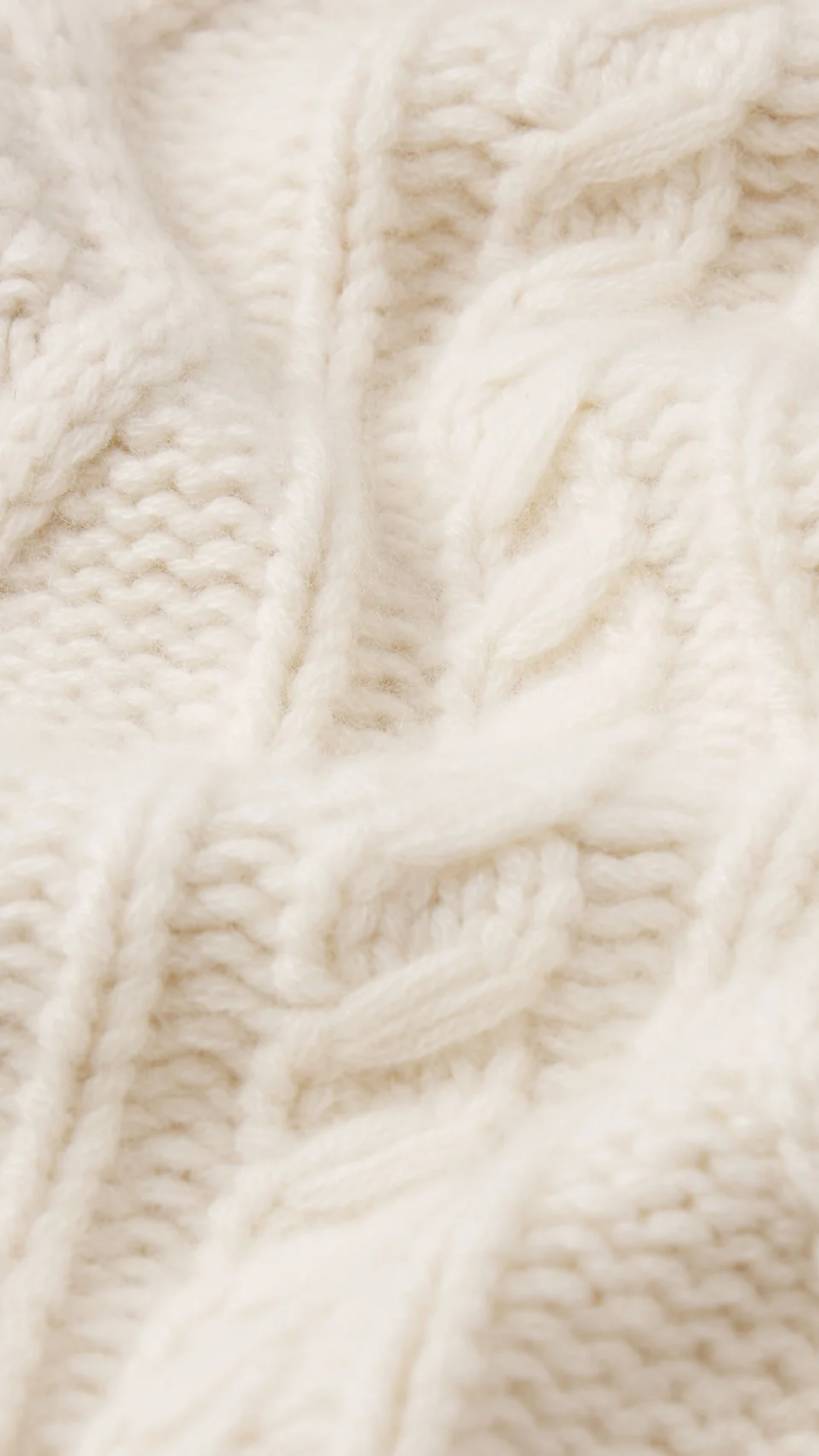 Frame The Cable Knit Cardi in Cream