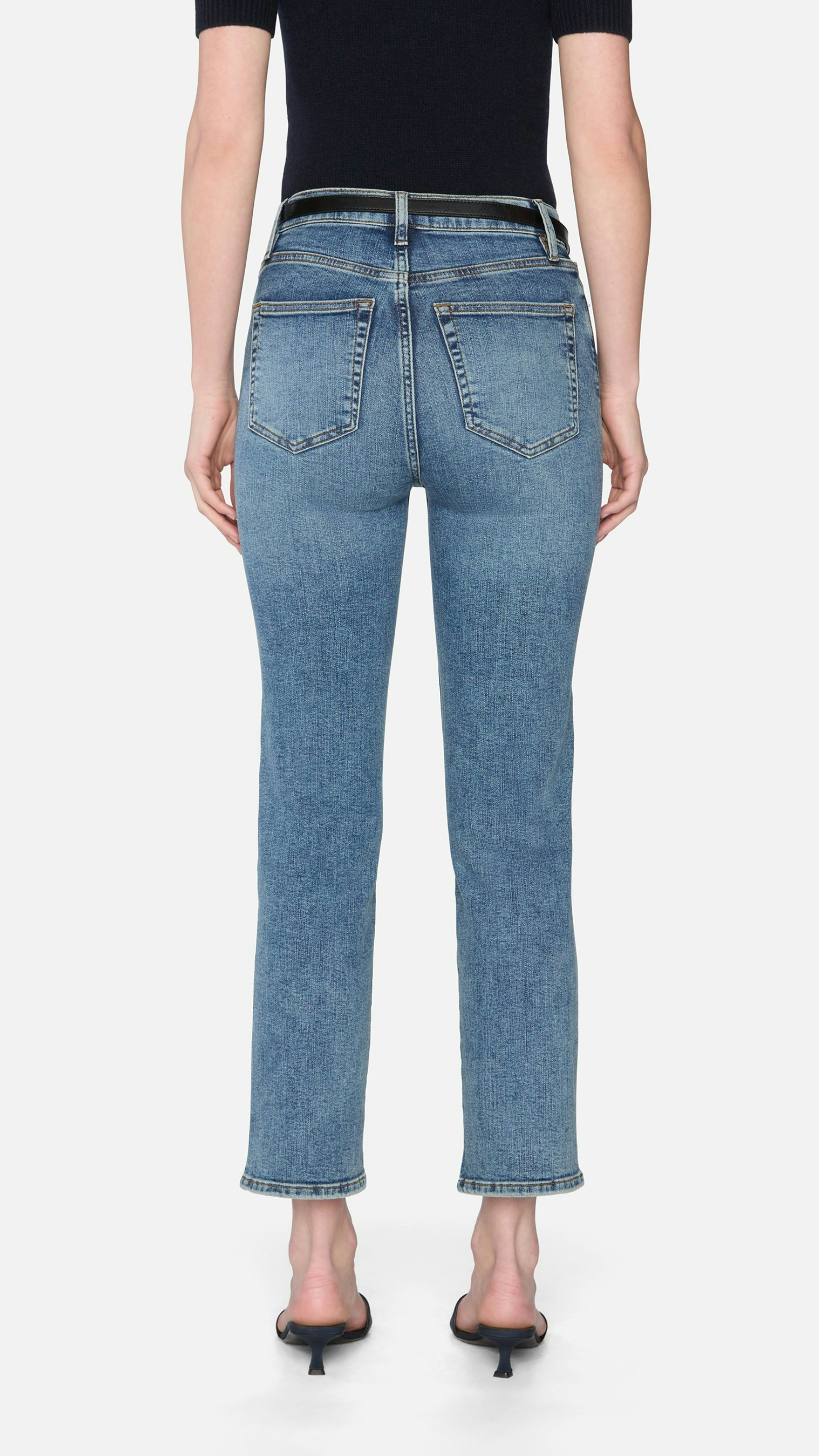 Frame Le Sleek Straight Jean in Vice
