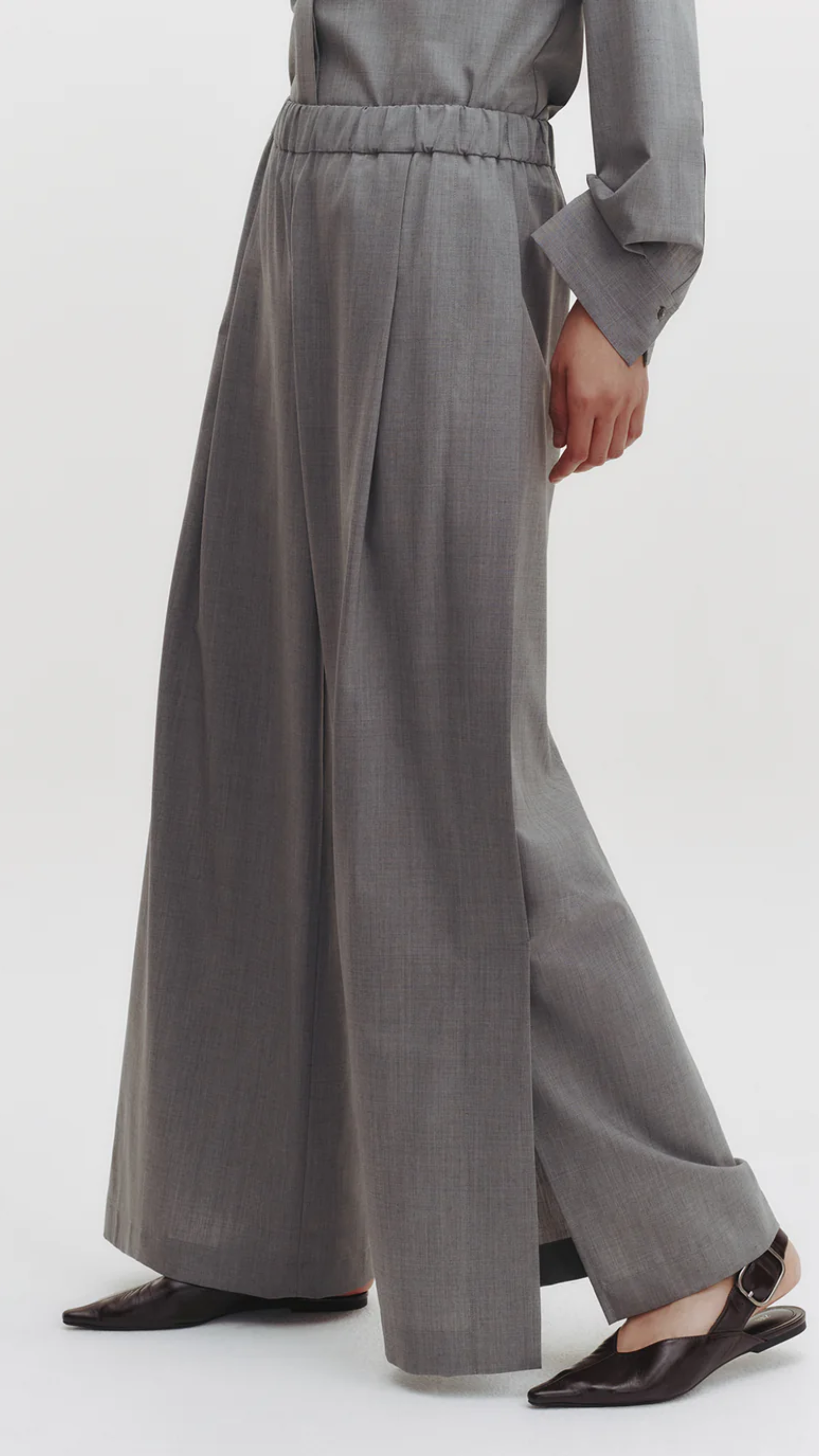 TWP Eva Pant with Tux Pleat in Medium Heather Grey
