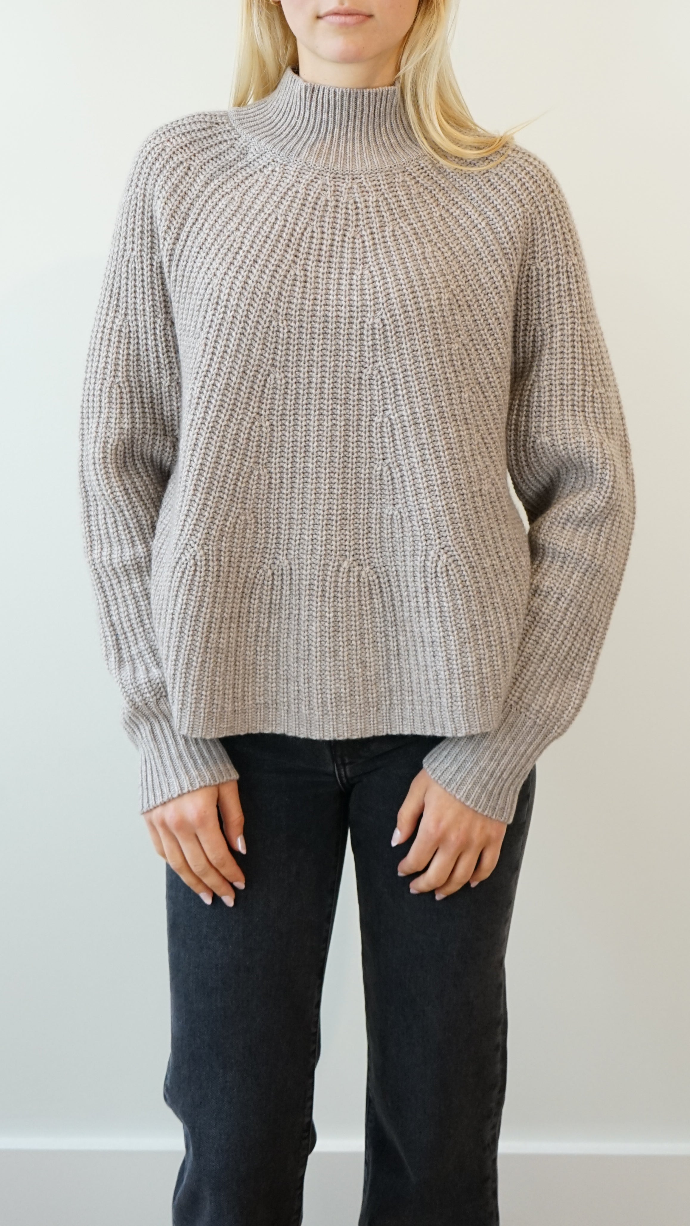 Allude Mockneck Sweater in Peppermelon