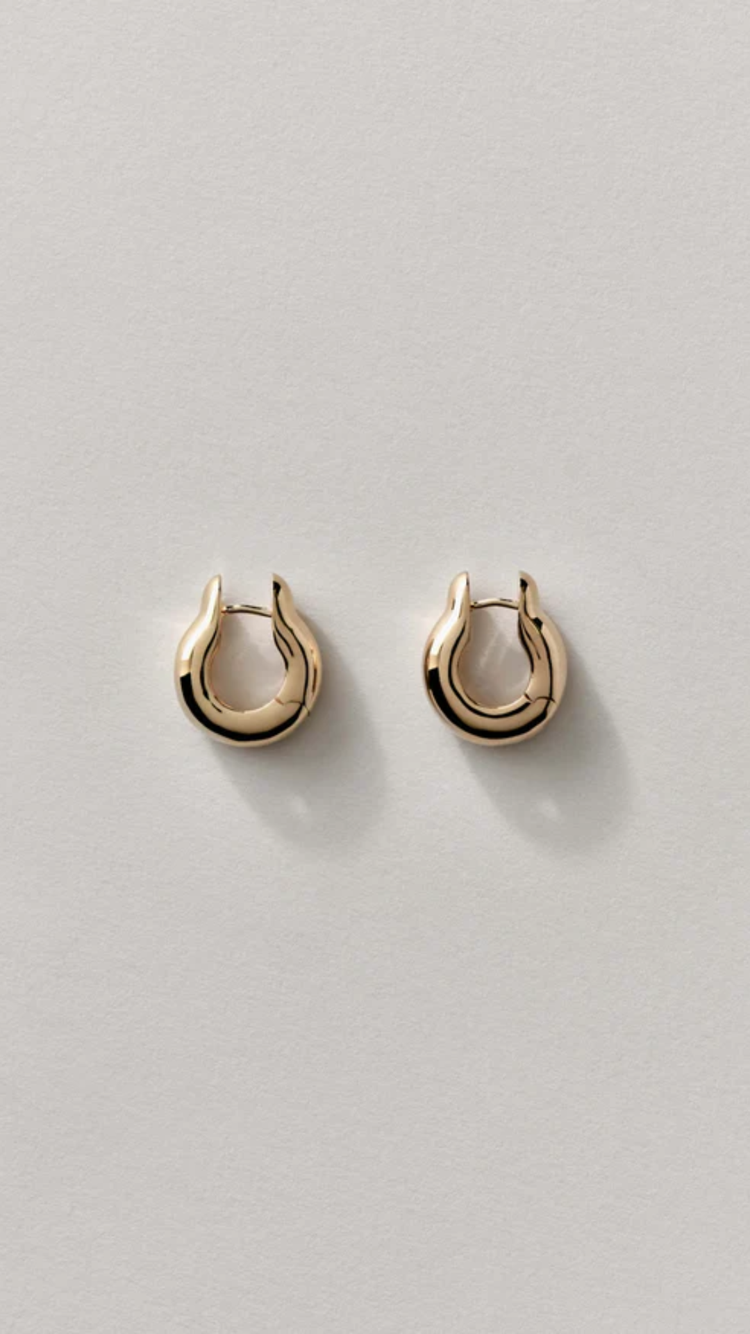 Annika Inez Ample Hinge Hoops Small