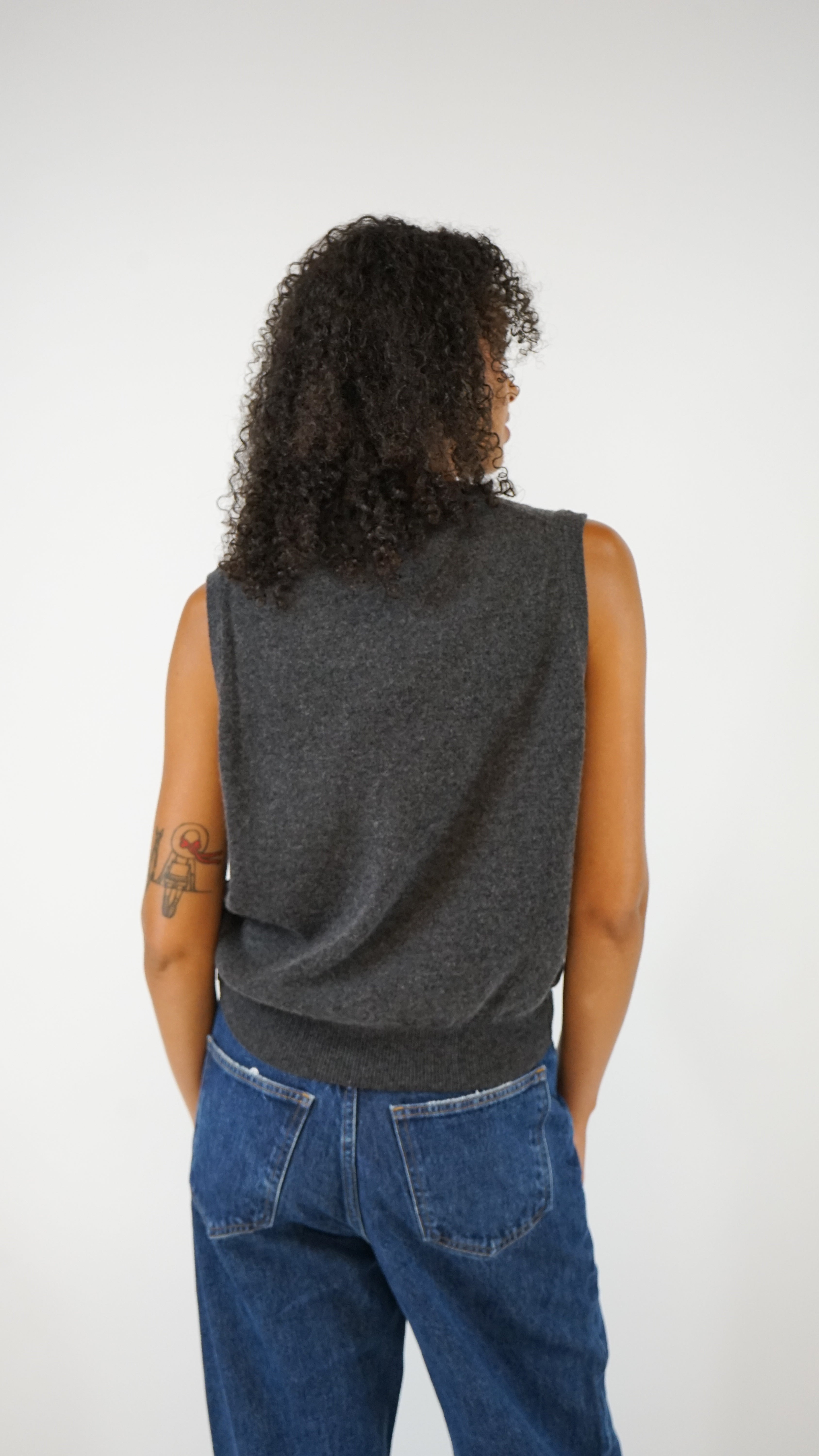 Allude Crewneck Vest