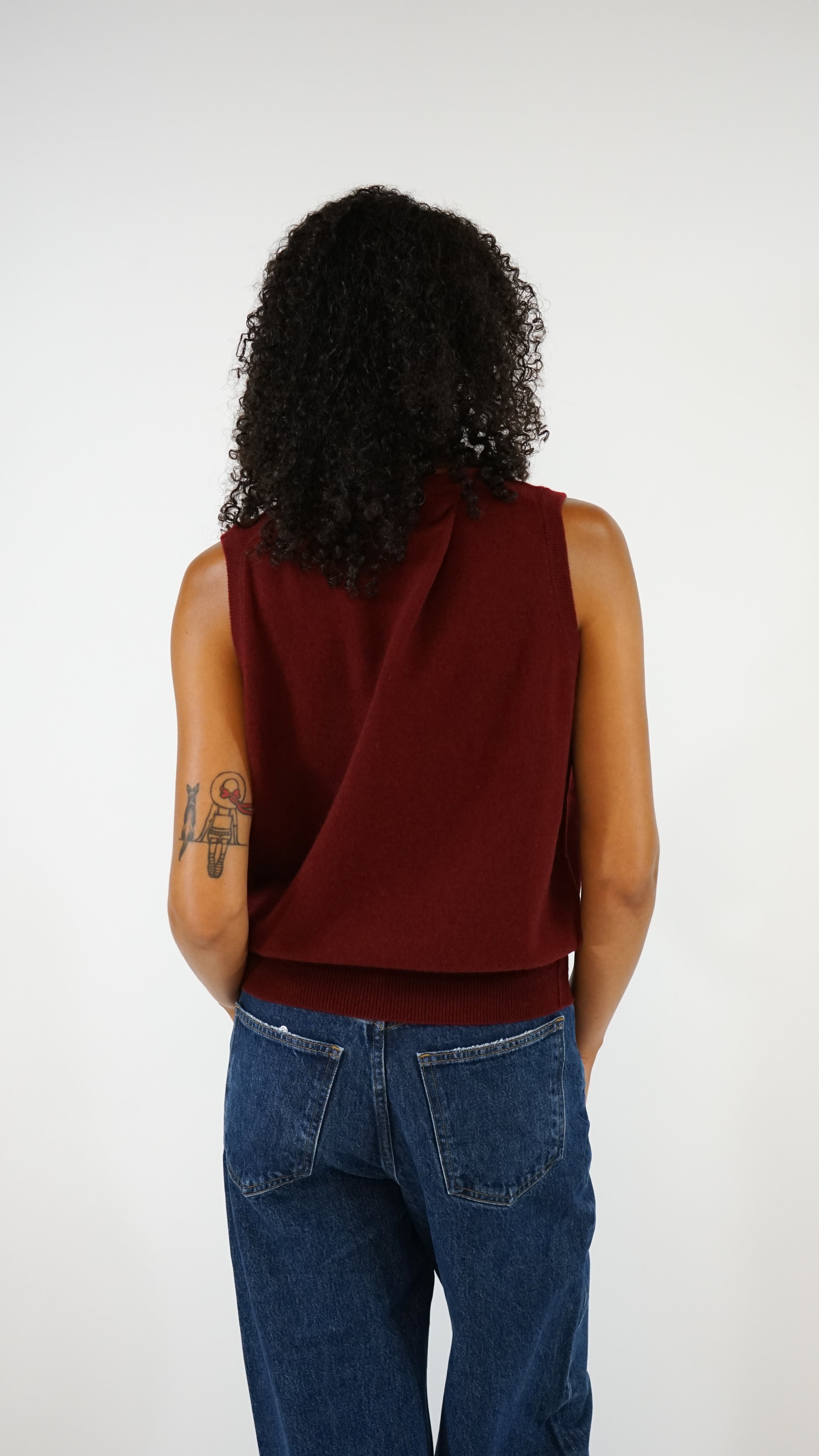 Allude Crewneck Vest