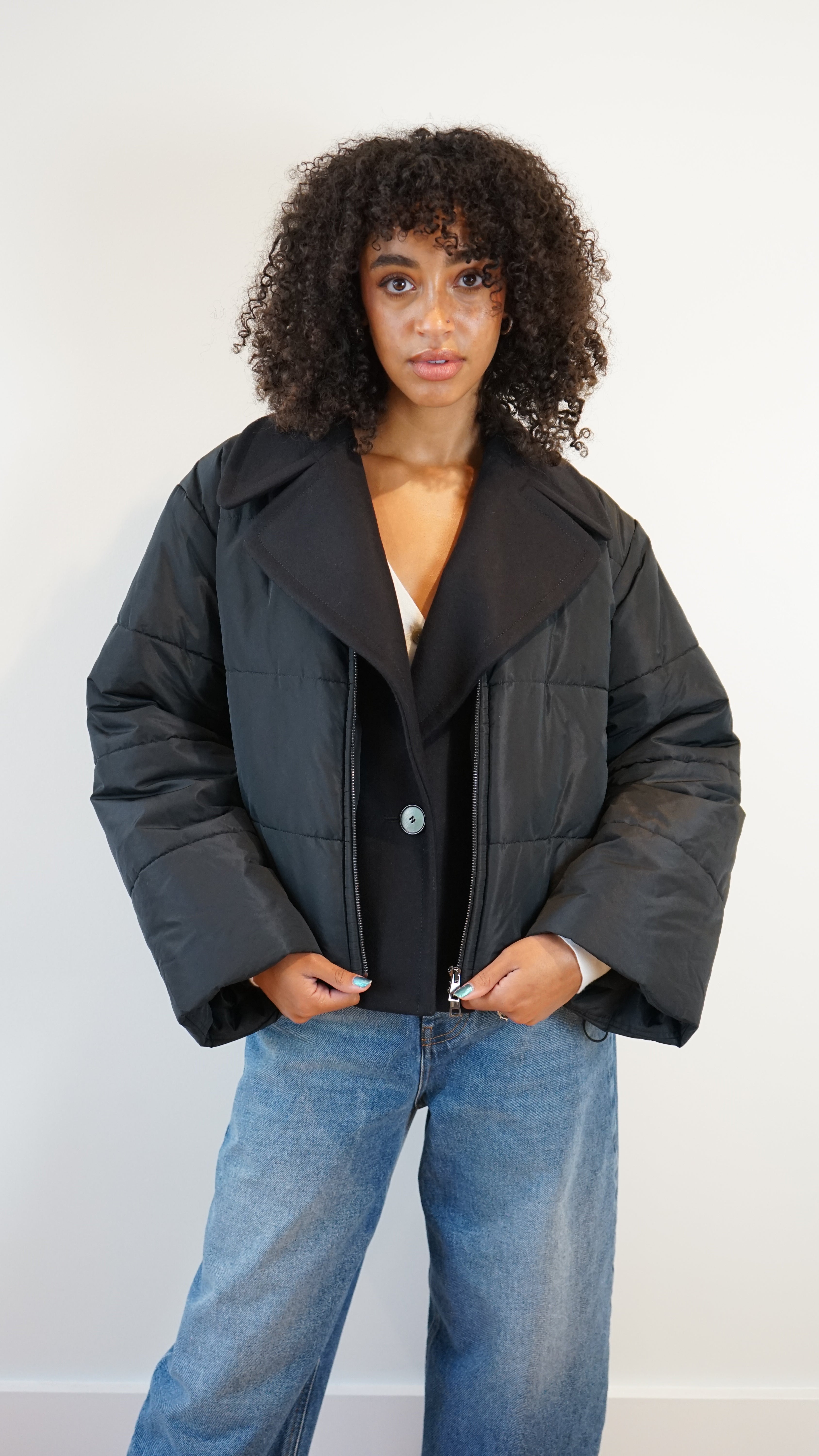 Mantu Cropped Wool Jacket