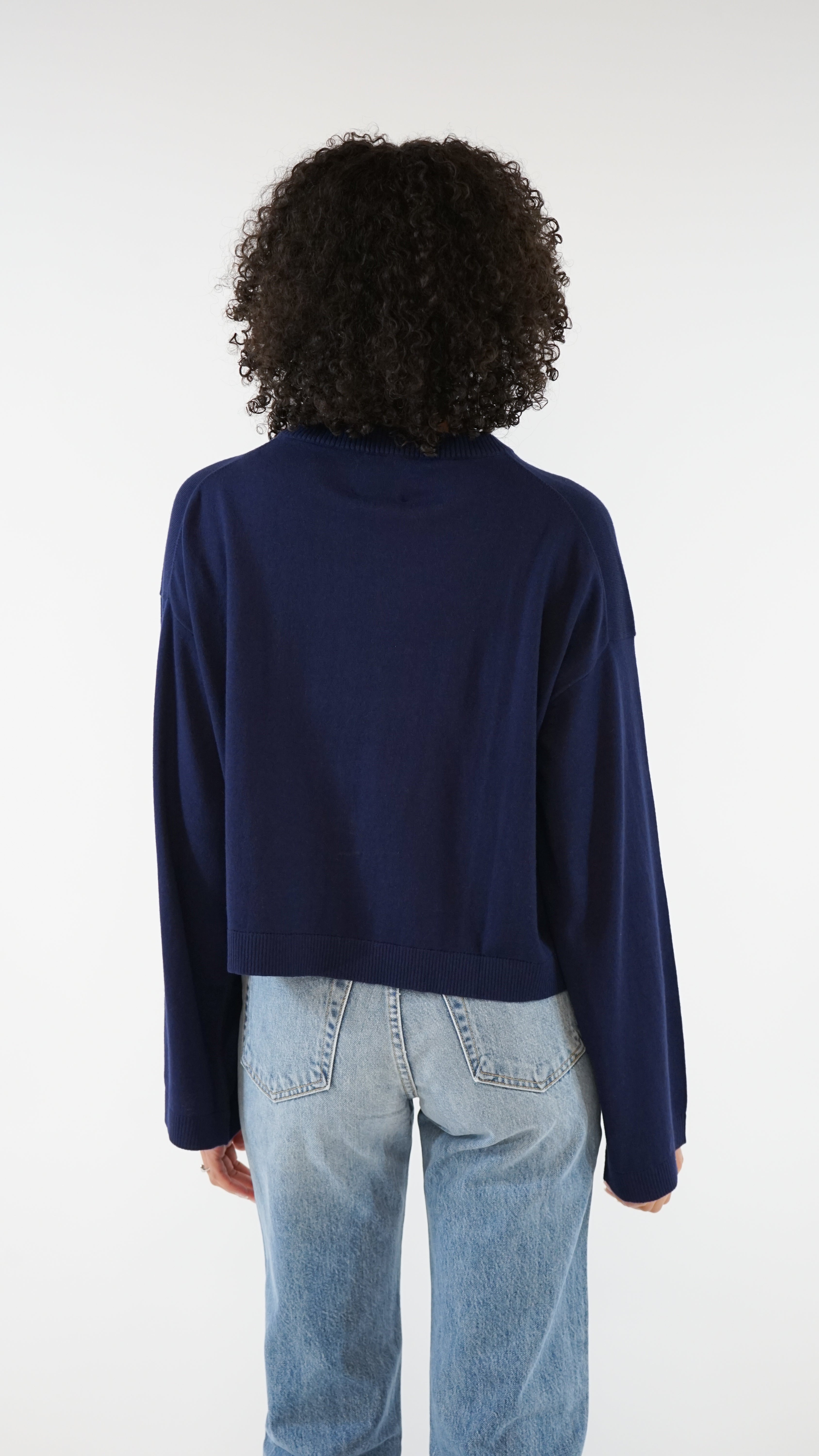 Allude Crewneck Sweater